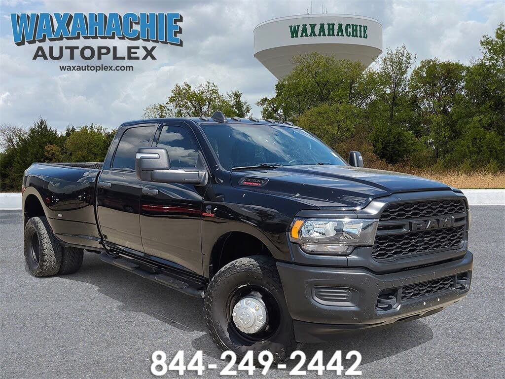 2024 RAM 3500 Tradesman Crew Cab LB DRW 4WD