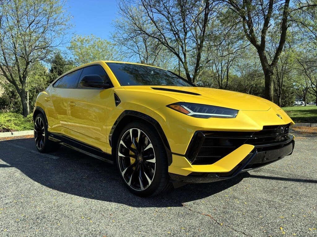 2024 Lamborghini Urus S AWD