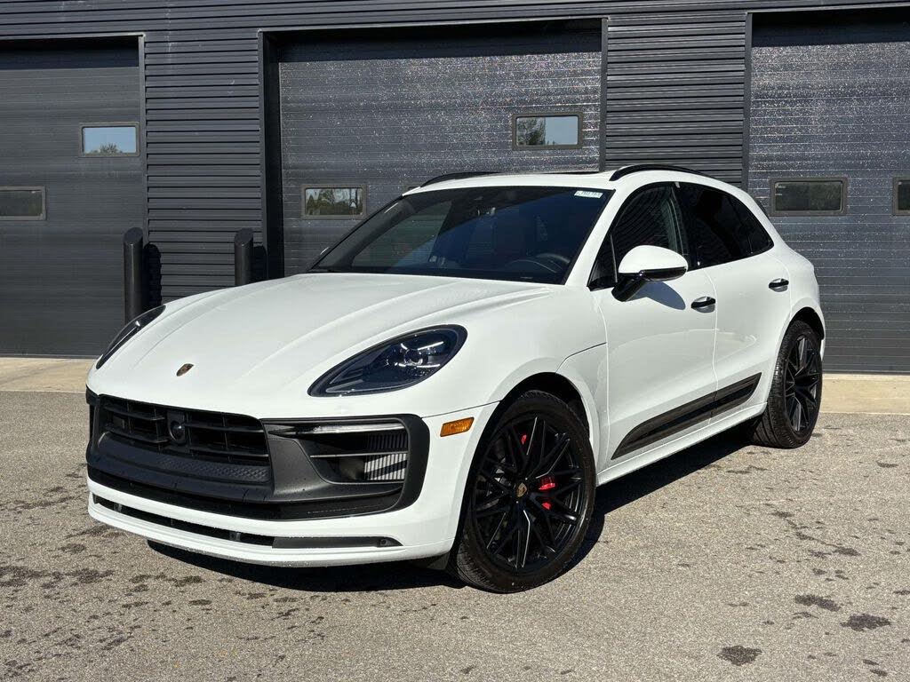 2026 Porsche Macan GTS AWD