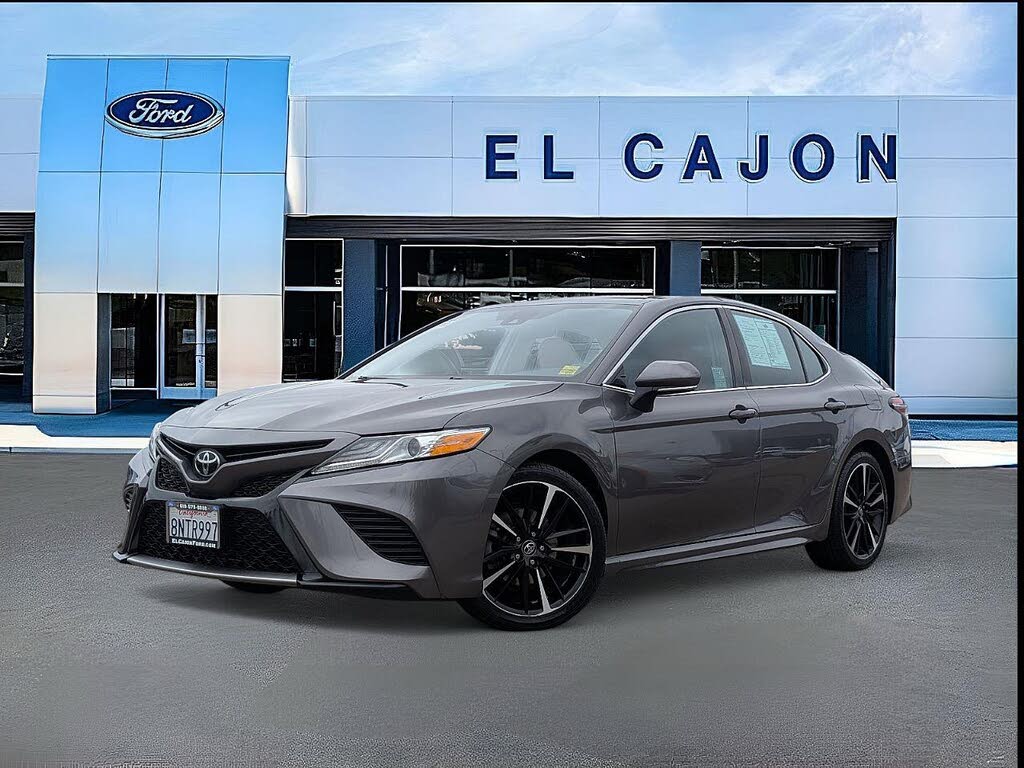 2020 Toyota Camry XSE FWD