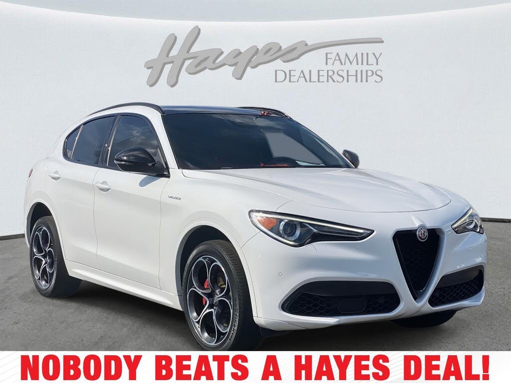 2022 Alfa Romeo Stelvio Veloce AWD
