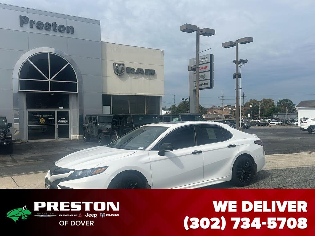 2023 Toyota Camry Hybrid SE FWD