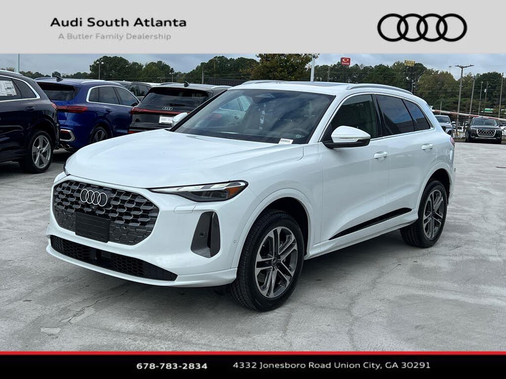 2025 Audi Q5 quattro Premium 40 TFSI