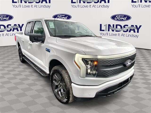 2025 Ford F-150 Lightning Flash SuperCrew AWD