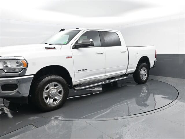 2022 RAM 2500 Big Horn Crew Cab 4WD