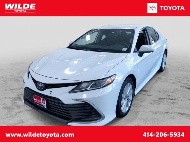 2024 Toyota Camry LE FWD
