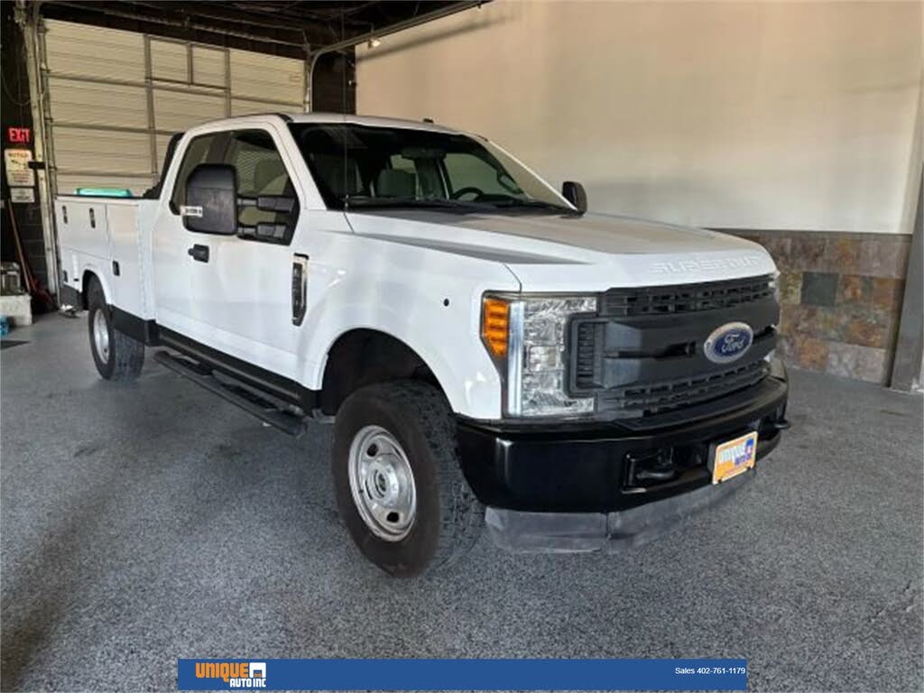 2017 Ford F-350 Super Duty XL SuperCab LB 4WD