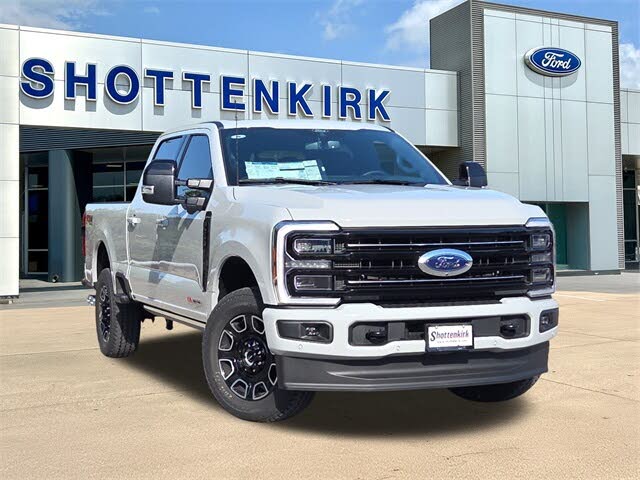 2026 Ford F-250 Super Duty Platinum Crew Cab 4WD