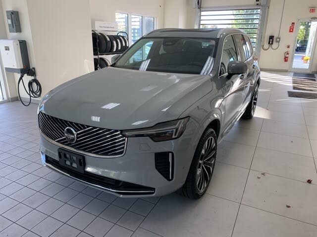 2026 Volvo XC90 B6 Plus 7-Passenger AWD