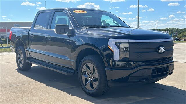 2025 Ford F-150 Lightning Flash SuperCrew AWD