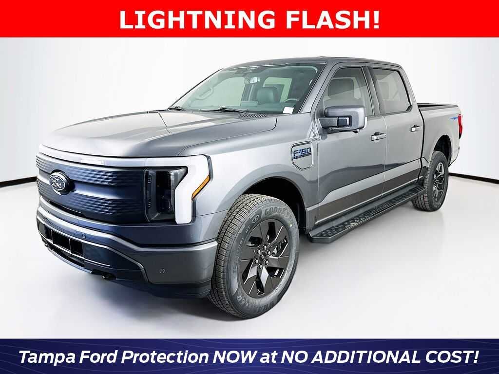 2025 Ford F-150 Lightning Flash SuperCrew AWD