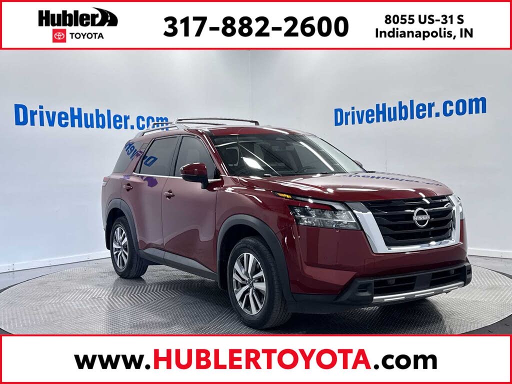 2023 Nissan Pathfinder SL 4WD