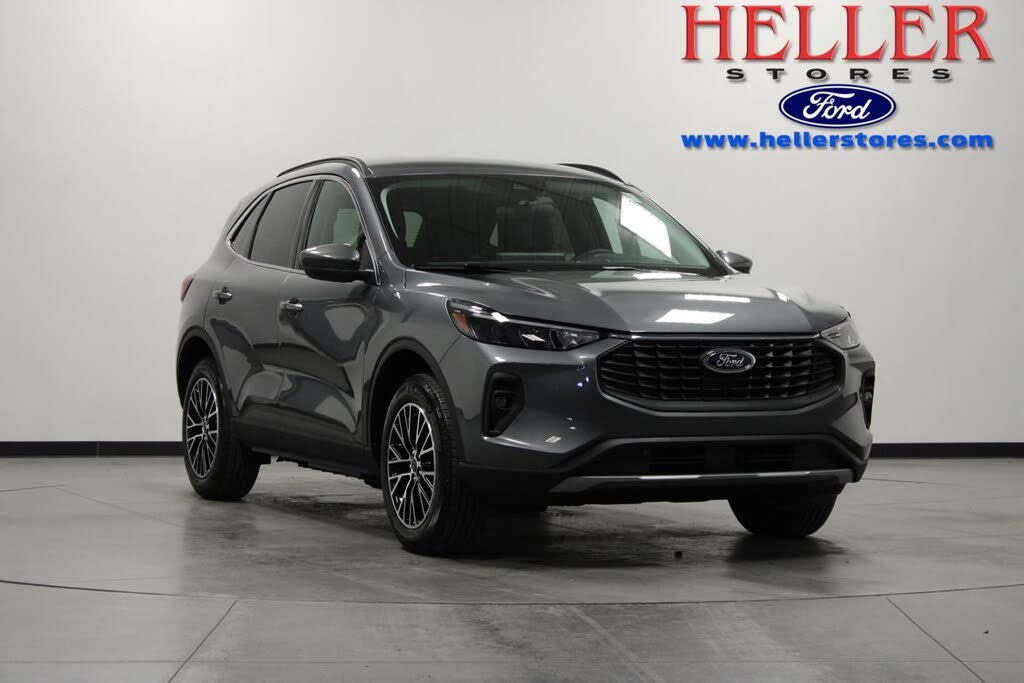 2026 Ford Escape Hybrid Plug-in FWD