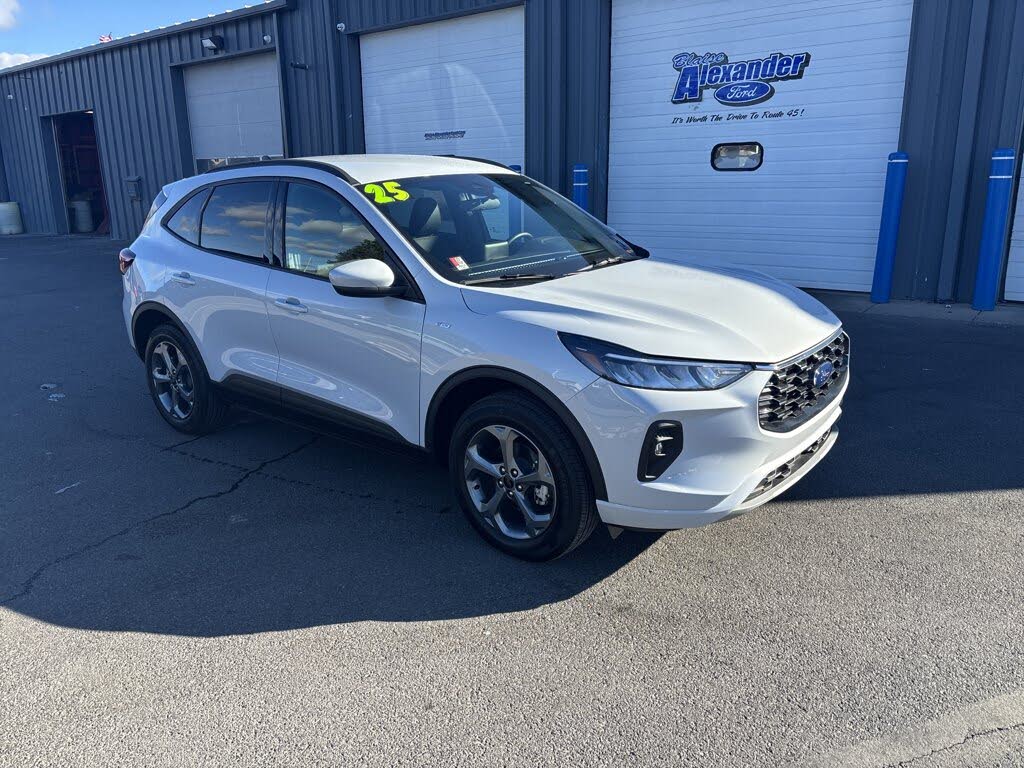 2025 Ford Escape ST-Line Select AWD