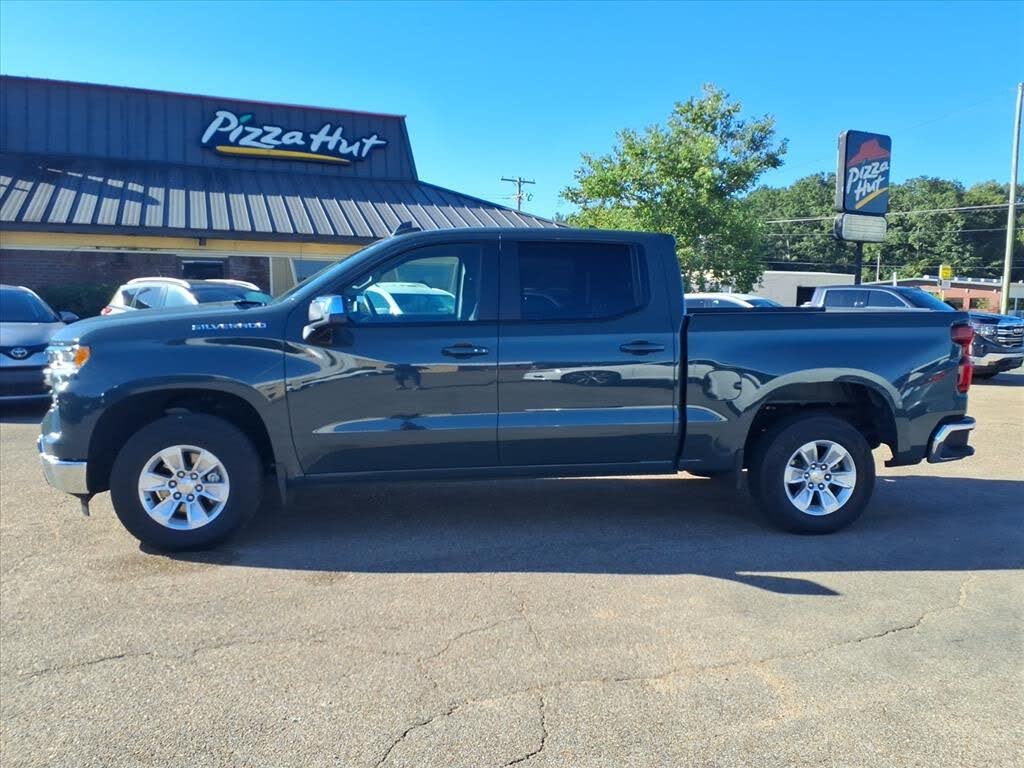 2025 Chevrolet Silverado 1500 LT Crew Cab RWD