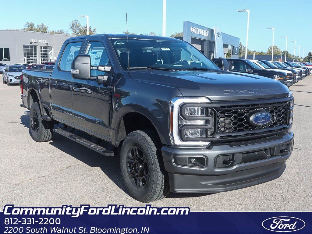 2026 Ford F-250 Super Duty XL Crew Cab 4WD