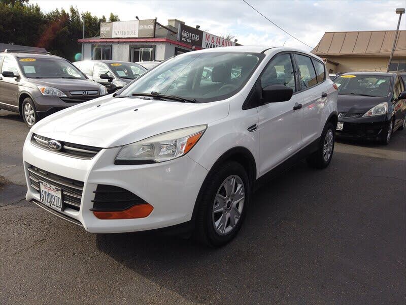 2013 Ford Escape S FWD