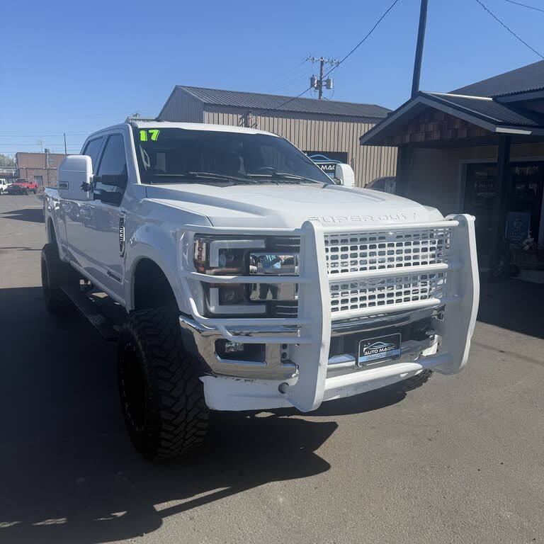 2017 Ford F-250 Super Duty Lariat Crew Cab 4WD