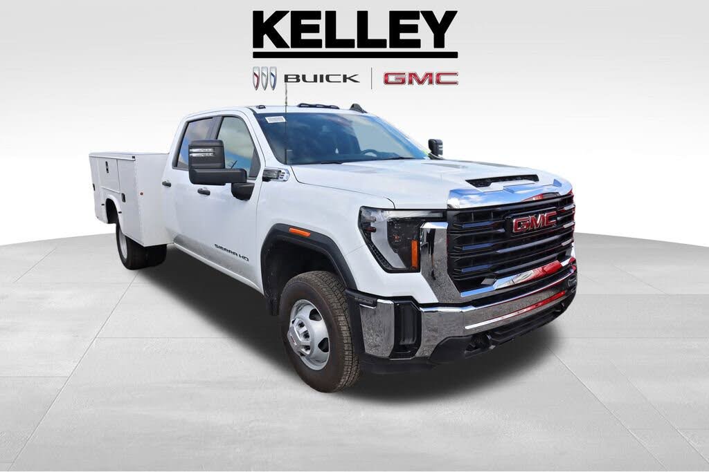 2025 GMC Sierra 3500HD Chassis Pro Crew Cab RWD