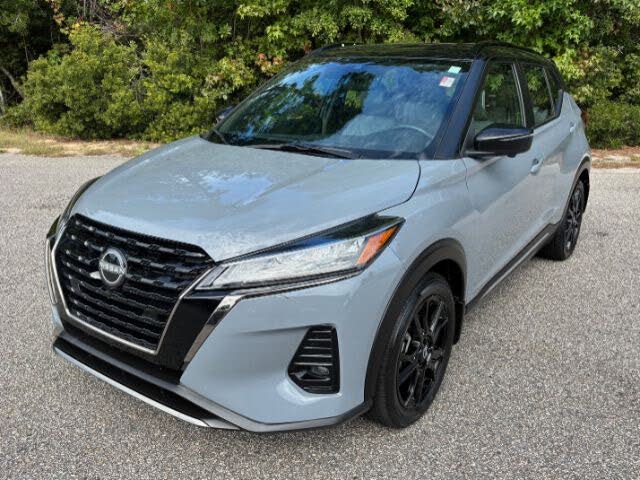 2024 Nissan Kicks SR FWD
