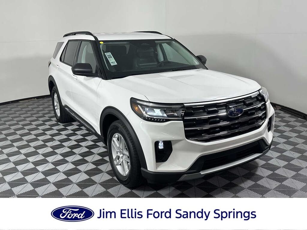 2025 Ford Explorer Active RWD