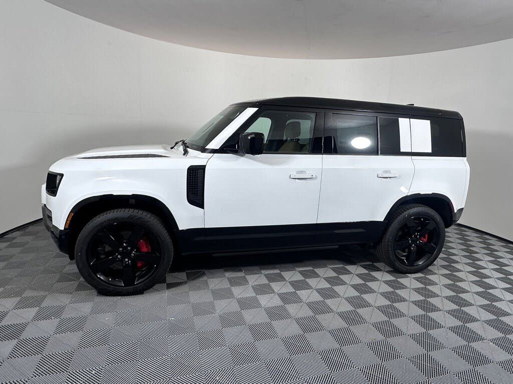 2025 Land Rover Defender 110 P500 X-Dynamic SE AWD