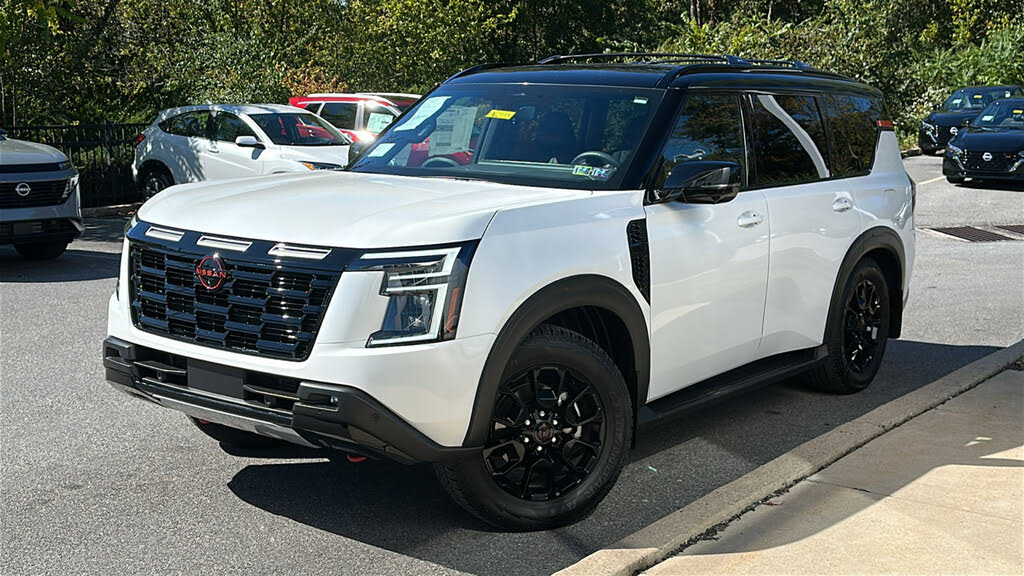 2025 Nissan Armada PRO-4X 4WD