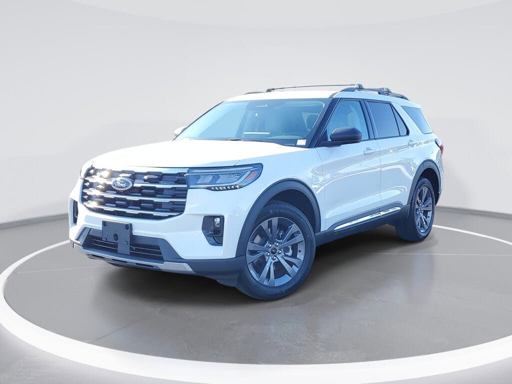 2025 Ford Explorer Active AWD