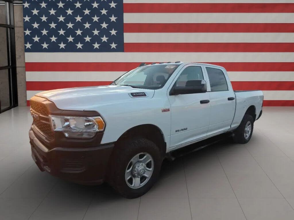 2022 RAM 3500 Tradesman Crew Cab 4WD