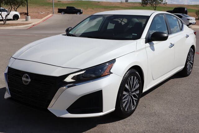 2024 Nissan Altima 2.5 SV FWD