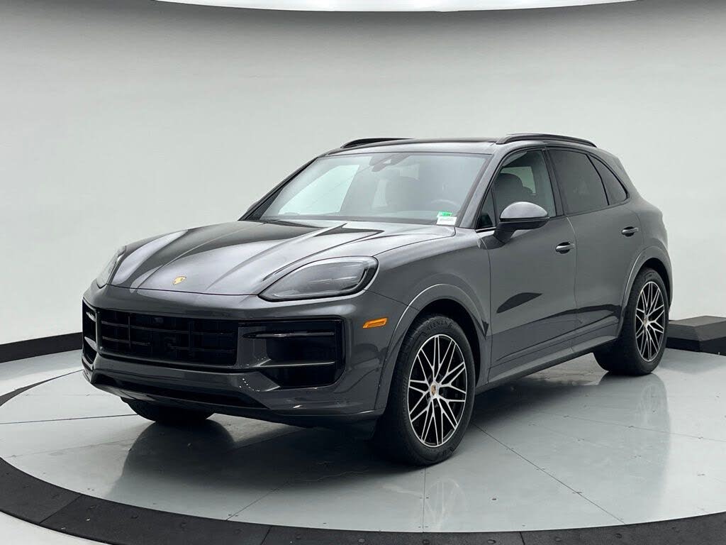 2025 Porsche Cayenne AWD
