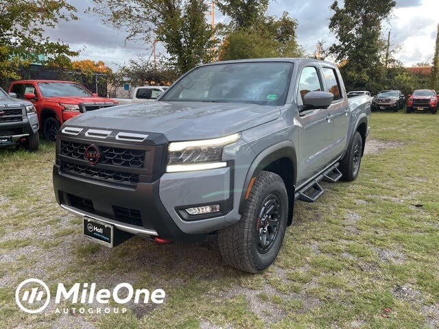 2026 Nissan Frontier PRO-4X Crew Cab 4WD