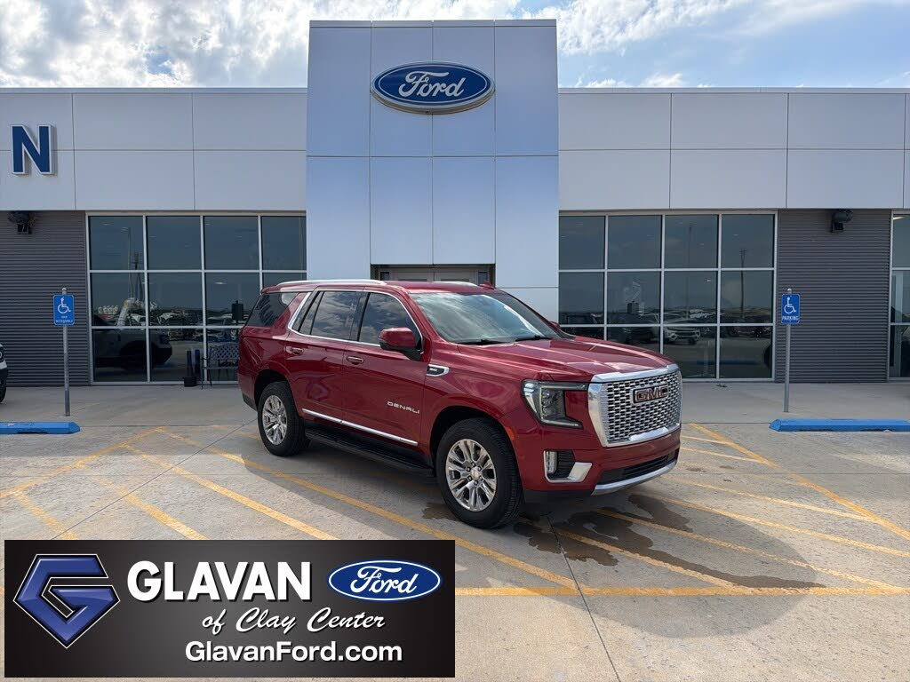 2022 GMC Yukon Denali 4WD