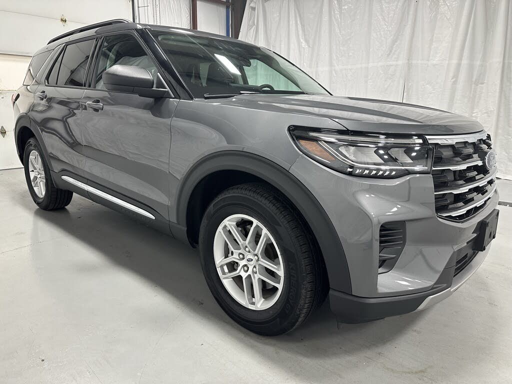 2025 Ford Explorer Active AWD