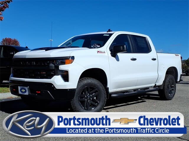 2026 Chevrolet Silverado 1500 Custom Trail Boss Crew Cab 4WD