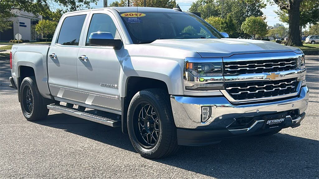 2017 Chevrolet Silverado 1500 LTZ Crew Cab 4WD