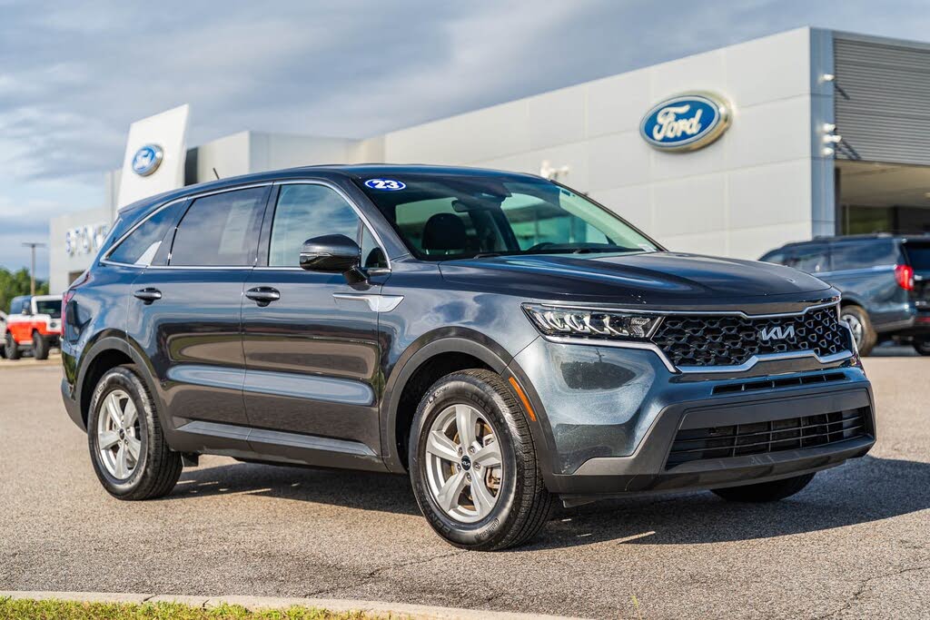 2023 Kia Sorento LX FWD