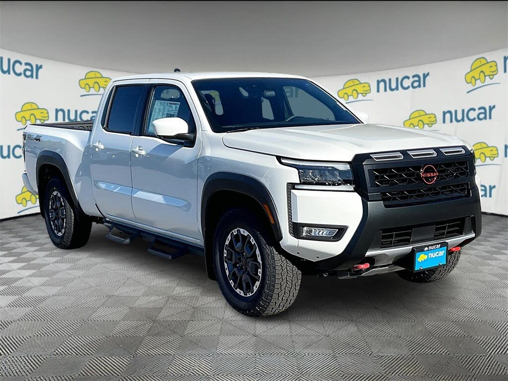 2026 Nissan Frontier PRO-4X Crew Cab LB 4WD