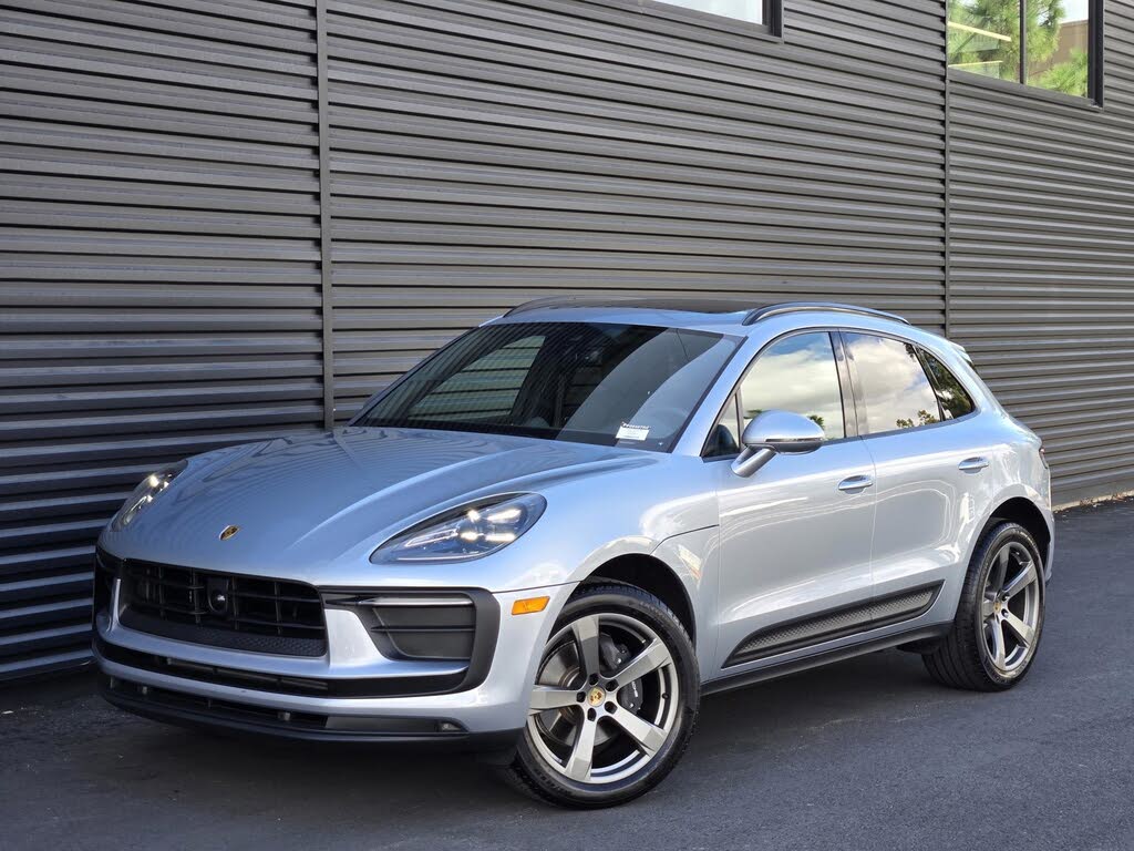 2025 Porsche Macan AWD