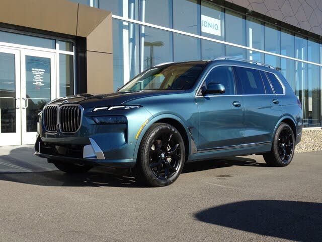2023 BMW X7 xDrive40i AWD