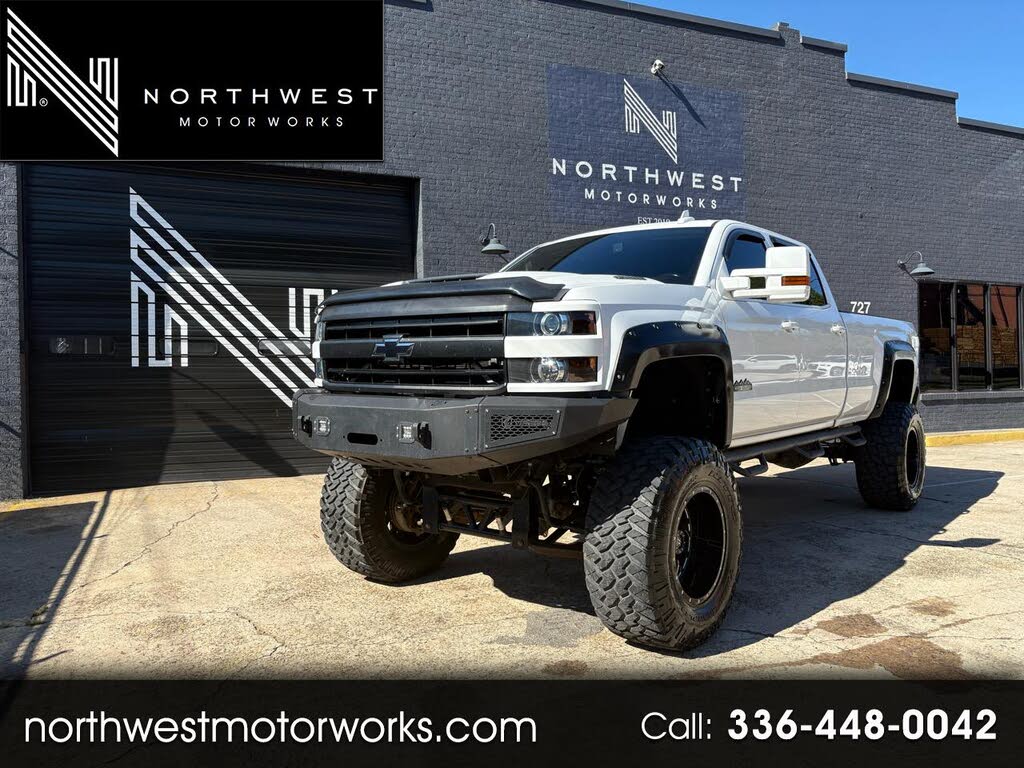 2018 Chevrolet Silverado 3500HD High Country Crew Cab 4WD
