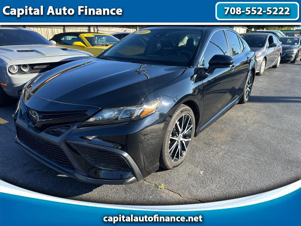 2021 Toyota Camry SE FWD