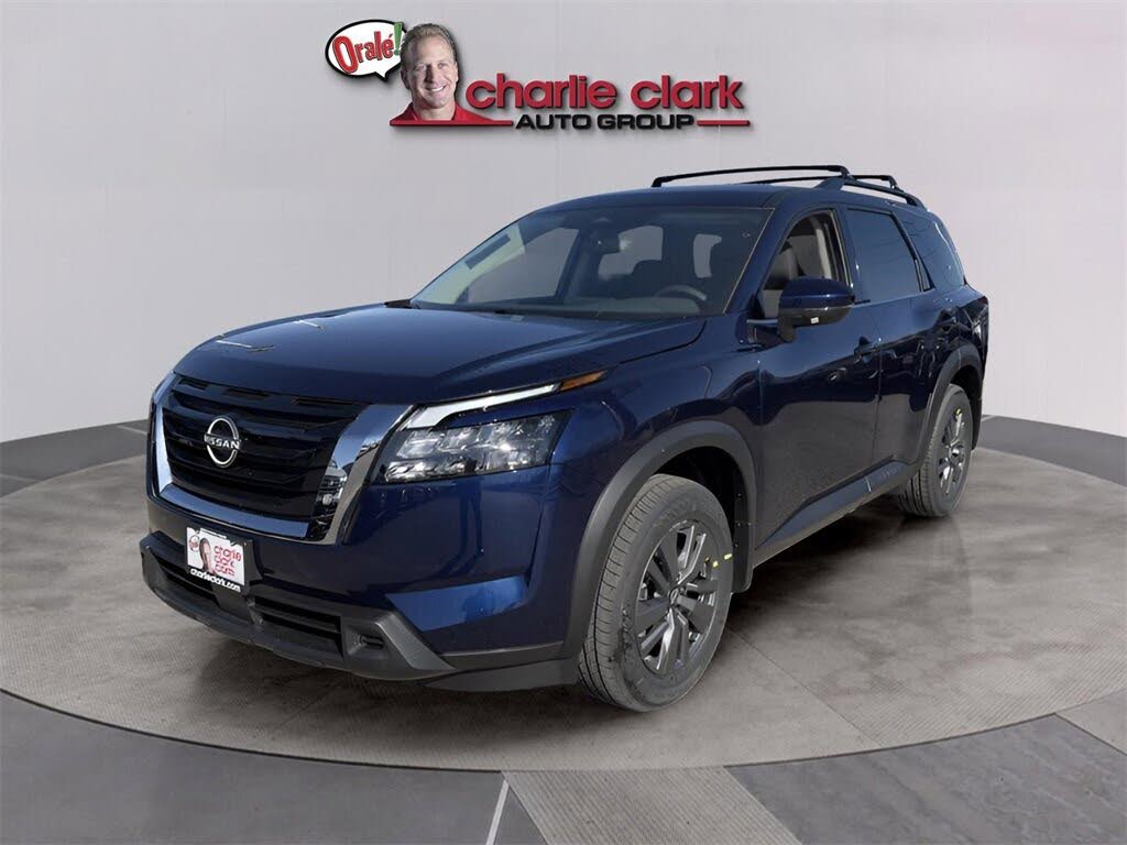 2025 Nissan Pathfinder SV FWD