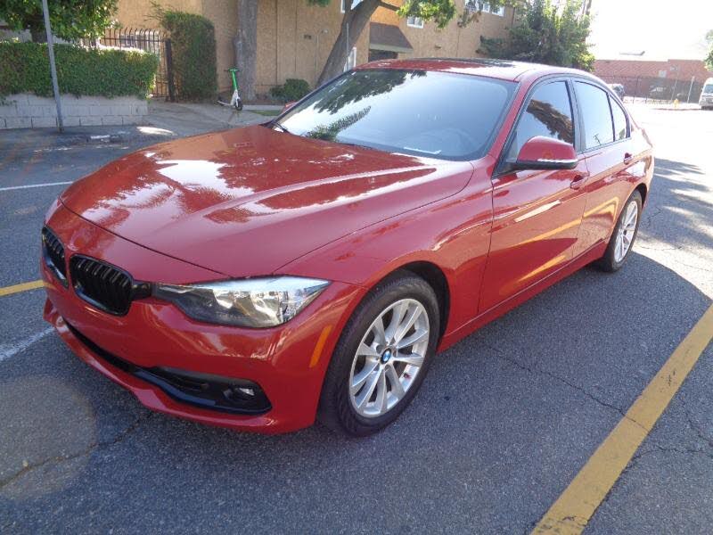 2017 BMW 3 Series 320i Sedan RWD