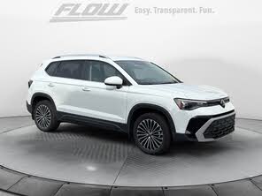 Volkswagen Taos SE FWD