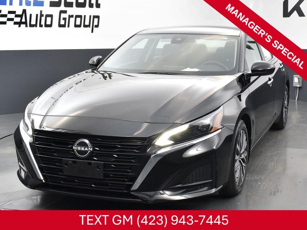 2023 Nissan Altima 2.5 SV FWD