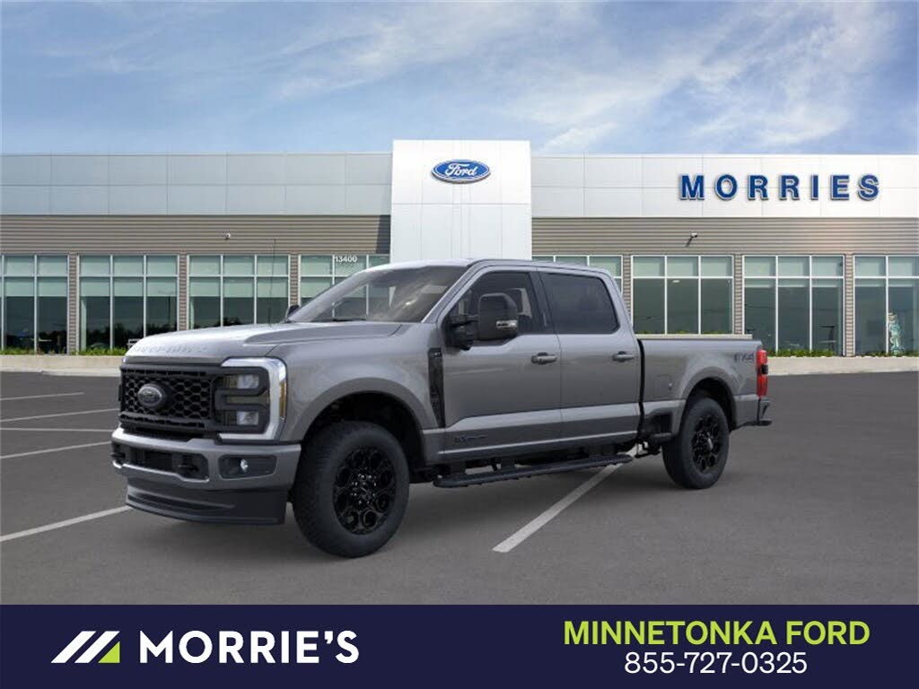 2025 Ford F-250 Super Duty XLT Crew Cab 4WD