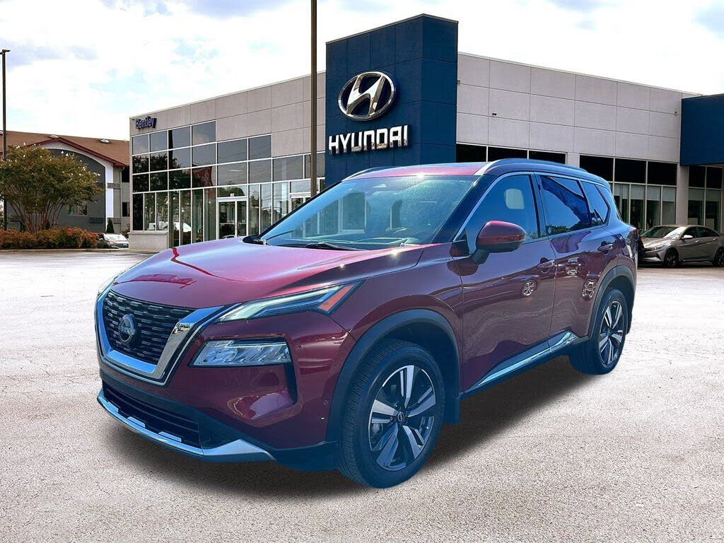 2023 Nissan Rogue Platinum FWD