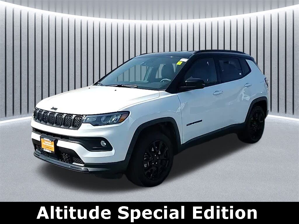 2023 Jeep Compass Altitude 4WD