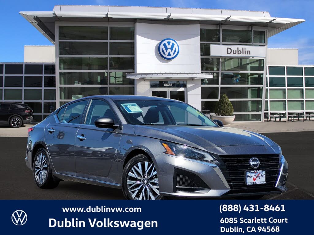 2024 Nissan Altima 2.5 SV FWD